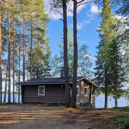 Rytiniemen Rantamoekki 木屋 *