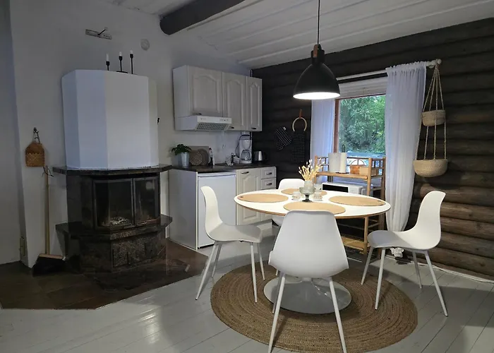 木屋 Rytiniemen Rantamoekki 拉努阿