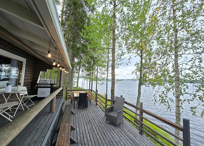 木屋 Rytiniemen Rantamoekki *